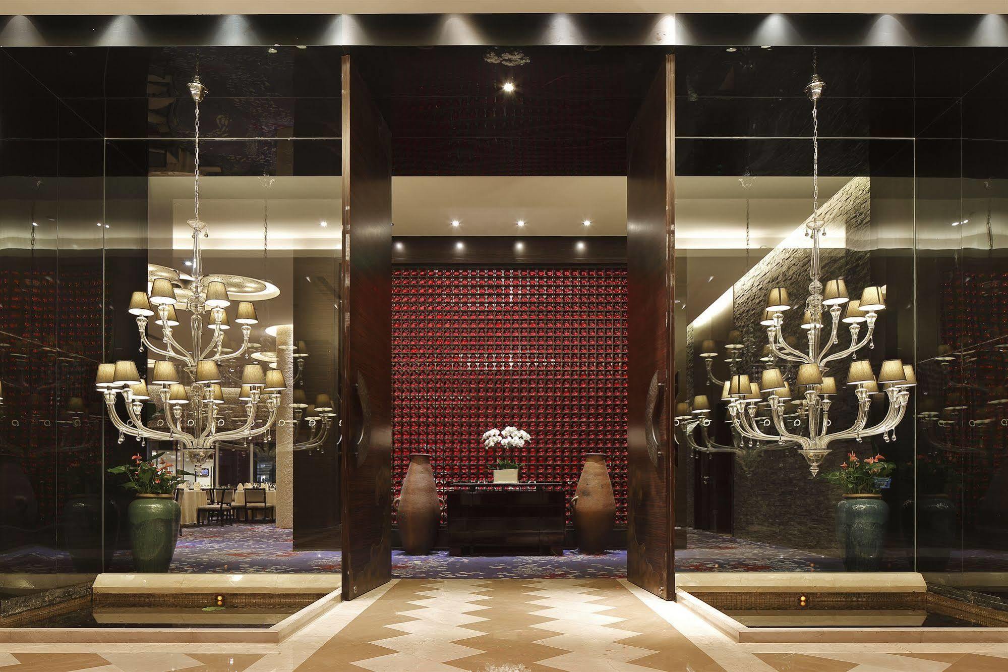 The Qube Hotel Shanghai -Close To Pudong International Airport And Disney Land Extérieur photo