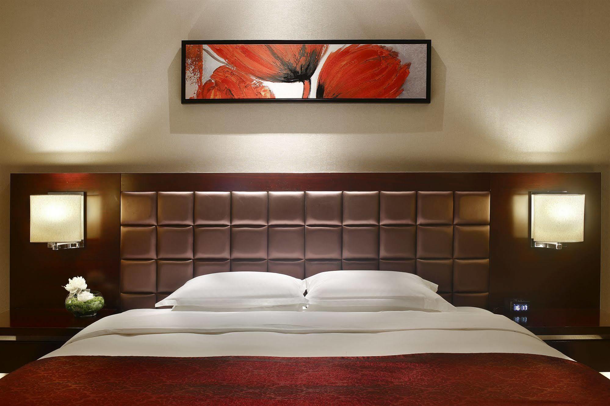The Qube Hotel Shanghai -Close To Pudong International Airport And Disney Land Extérieur photo
