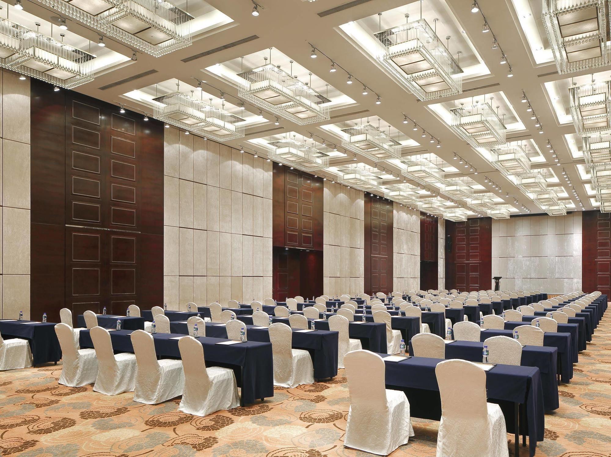 The Qube Hotel Shanghai -Close To Pudong International Airport And Disney Land Extérieur photo