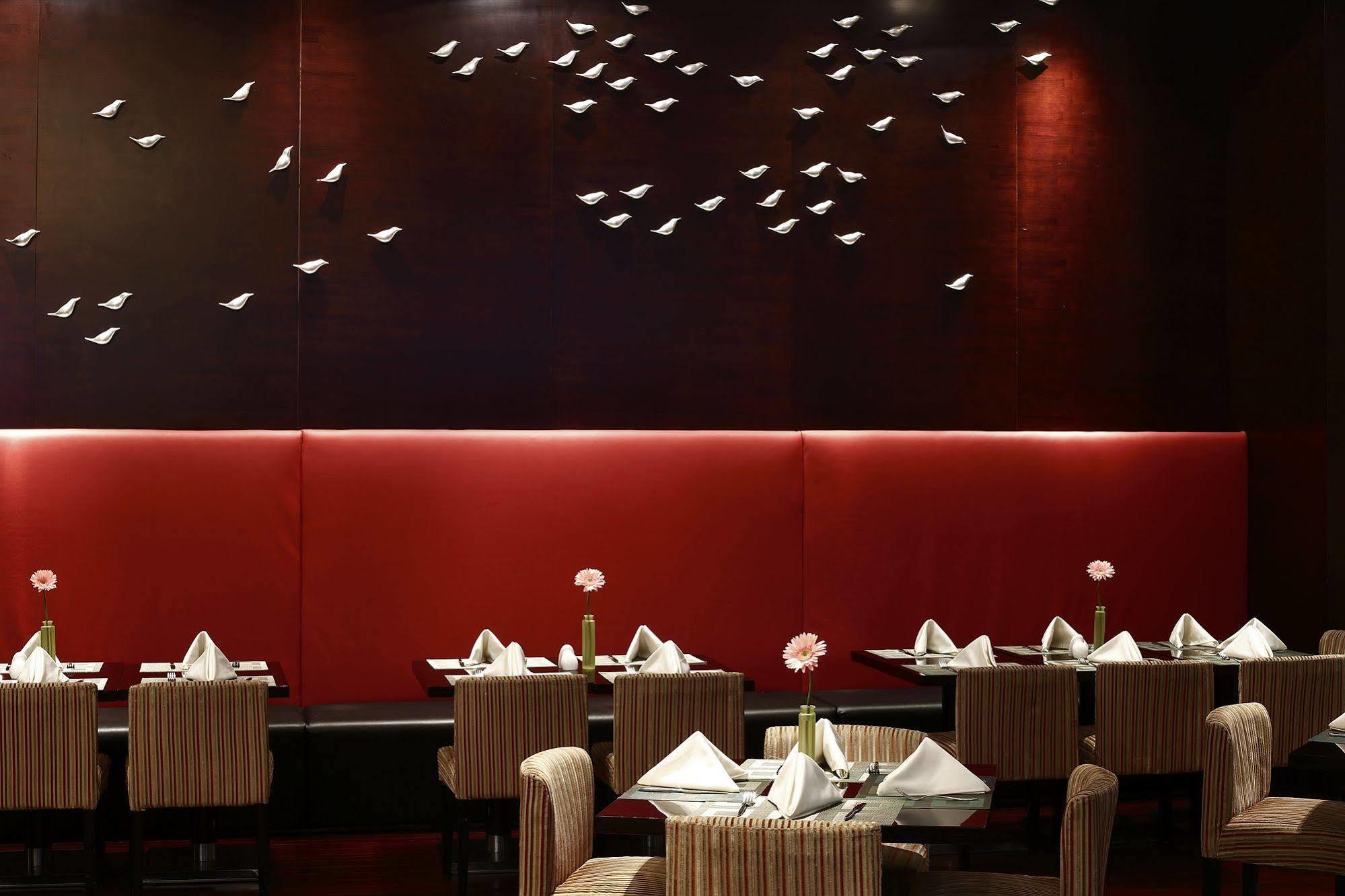 The Qube Hotel Shanghai -Close To Pudong International Airport And Disney Land Extérieur photo